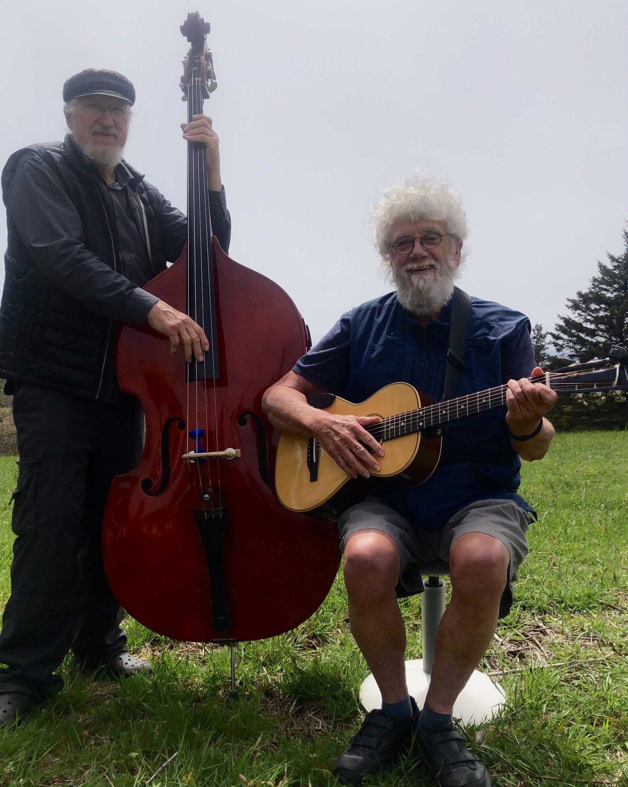 Enjoy a Folks & Blues performance by Sunny Side Up